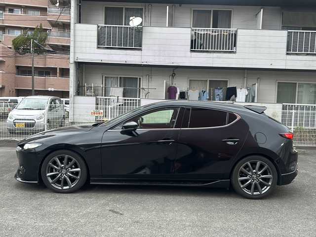 マツダ マツダ３ファストバック XD バーガンディセレクション 宮崎県 2019(令1)年 9.6万km ジェットブラックマイカ メモリナビ/フルセグテレビ/バックカメラ/アイドリングストップ/クルーズコントロール/プッシュスタート/ETC/HUD/BSM/ハンドルヒーター/HDMI