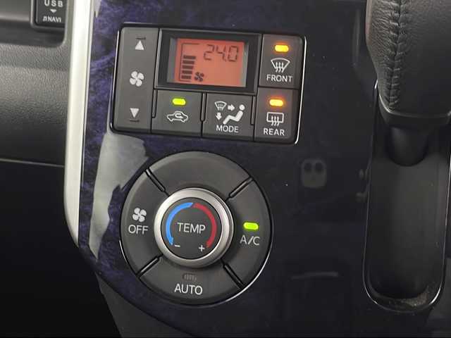ダイハツ タント カスタムRSトップED VS SAⅢ 埼玉県 2019(令1)年 2万km ディープブルークリスタルマイカ 純正ナビ　/全方位カメラ　/ドライブレコーダー　/ＥＴＣ　/衝突軽減システム　/両側パワースライドドア　/シートヒーター　/オートマティックハイビーム　/純正アルミホイール　/純正フロアマット　/フォグランプ　/ＬＥＤ/ウィンカーミラー/電動格納ミラー/ロールサンシェード/アイドリングストップ/プッシュスタート/スマートキー