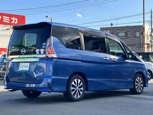 日産 セレナ ハイウェイスター プロパイロットED 静岡県 2017(平29)年 8.3万km シャイニングブルー 純正9インチナビ（CD/DVD/BT/フルセグ）/バックカメラ/プロパイロット/エンジンスタートボタン/パワーステアリング/パワーウィンドウ/スマートキー/スペアキー/Ｗオートエアコン/レーダークルーズコントロール/後席モニター/USB入力端子/ETC/ドライブレコーダー/純正フロアマット/布シート/両側パワースライドドア/純正アルミホイール/ABS/横滑り防止装置/コーナーセンサー前後/レーンキープアシスト/盗難防止装置/オートライト/W+サイドエアバッグ/衝突軽減システム