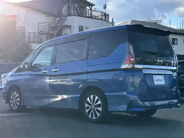 日産 セレナ ハイウェイスター プロパイロットED 静岡県 2017(平29)年 8.3万km シャイニングブルー 純正9インチナビ（CD/DVD/BT/フルセグ）/バックカメラ/プロパイロット/エンジンスタートボタン/パワーステアリング/パワーウィンドウ/スマートキー/スペアキー/Ｗオートエアコン/レーダークルーズコントロール/後席モニター/USB入力端子/ETC/ドライブレコーダー/純正フロアマット/布シート/両側パワースライドドア/純正アルミホイール/ABS/横滑り防止装置/コーナーセンサー前後/レーンキープアシスト/盗難防止装置/オートライト/W+サイドエアバッグ/衝突軽減システム