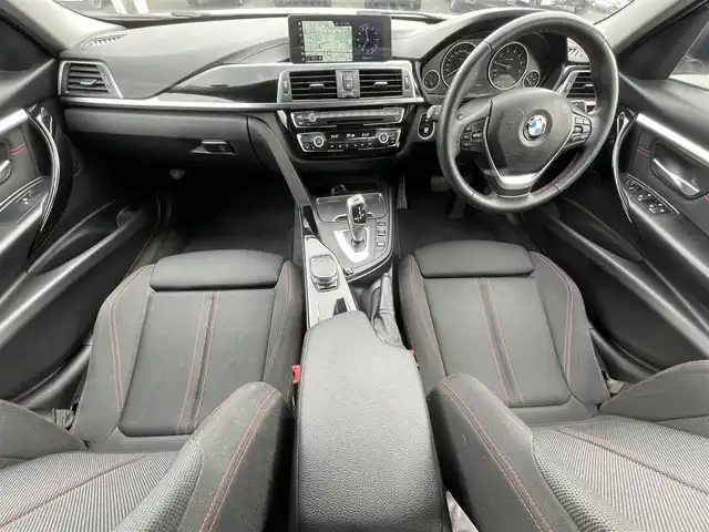 ＢＭＷ ３１８ｉ スポーツ 埼玉県 2018(平30)年 5.1万km アルピンホワイトⅢ 純正ナビ/バックカメラ/ハンズフリートランクオープナー/クルーズコントロール/ＢＳＭ/スマートキー/アイドリングストップ/レーンキープアシスト/アシストブレーキ