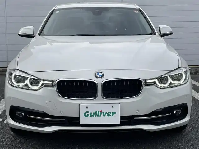 ＢＭＷ ３１８ｉ スポーツ 埼玉県 2018(平30)年 5.1万km アルピンホワイトⅢ 純正ナビ/バックカメラ/ハンズフリートランクオープナー/クルーズコントロール/ＢＳＭ/スマートキー/アイドリングストップ/レーンキープアシスト/アシストブレーキ