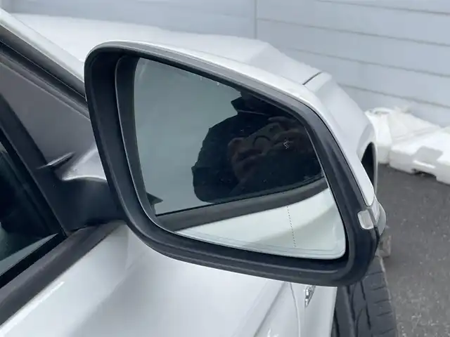 ＢＭＷ ３１８ｉ スポーツ 埼玉県 2018(平30)年 5.1万km アルピンホワイトⅢ 純正ナビ/バックカメラ/ハンズフリートランクオープナー/クルーズコントロール/ＢＳＭ/スマートキー/アイドリングストップ/レーンキープアシスト/アシストブレーキ