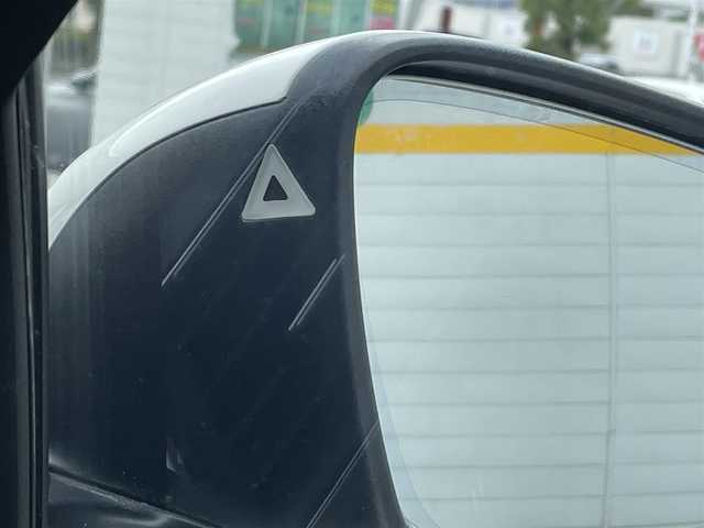 ＢＭＷ ３１８ｉ スポーツ 埼玉県 2018(平30)年 5.1万km アルピンホワイトⅢ 純正ナビ/バックカメラ/ハンズフリートランクオープナー/クルーズコントロール/ＢＳＭ/スマートキー/アイドリングストップ/レーンキープアシスト/アシストブレーキ