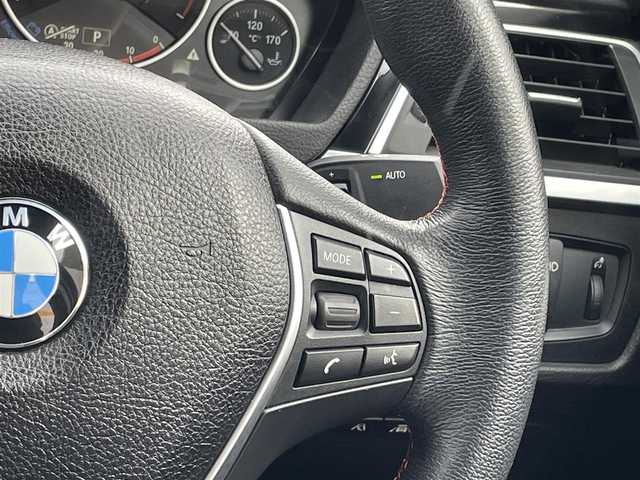 ＢＭＷ ３１８ｉ スポーツ 埼玉県 2018(平30)年 5.1万km アルピンホワイトⅢ 純正ナビ/バックカメラ/ハンズフリートランクオープナー/クルーズコントロール/ＢＳＭ/スマートキー/アイドリングストップ/レーンキープアシスト/アシストブレーキ