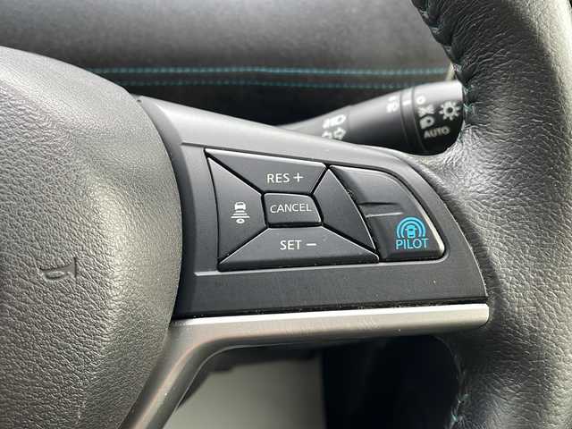 日産 セレナ ライダー プロパイロット E 山形県 2016(平28)年 8.9万km ブリリアントホワイトパール 純正9インチメモリナビ【MM516D-L】/（フルセグ/BT/BD/SD/USB）/純正フリップダウンモニター/プロパイロット/エマージェンシーブレーキ/バックカメラ/両側パワースライドドア/革調シートカバー/電動パーキングブレーキ/ブレーキホールド/革巻きステアリング/ステアリングスイッチ/ウィンカーミラー/後席サンシェード/ビルトインETC/アイドリングストップ/LEDヘッドライト/フォグランプ/フロアマット/ドアバイザー/スマートキー/プッシュスタート