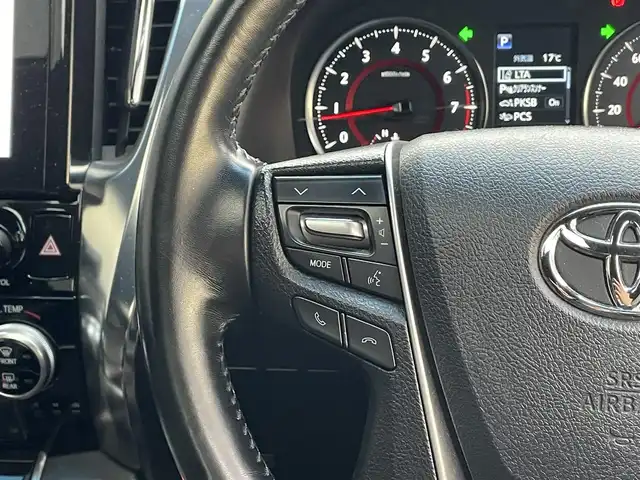 トヨタ アルファード S タイプゴールド 滋賀県 2020(令2)年 3.3万km ブラック 純正９インチディスプレイオーディオ/Bluetooth/USB/CD/DVD/フルセグ/前方ドラレコ/クリアランスソナー/プリクラッシュセーフティ/追従クルーズコントロール/BSM/電子パーキング/オートホールド/オートライト/オートハイビーム/LEDヘッドライト/MTモード付AT/バックカメラ/フリップダウンモニター/純正デジタルインナーミラー/両側電動スライド/パワーリアゲート/サンルーフ/ハーフレザー/二列目オットマン/WAC/ビルトインETC2.0/モデリスタエアロ/モデリスタAW