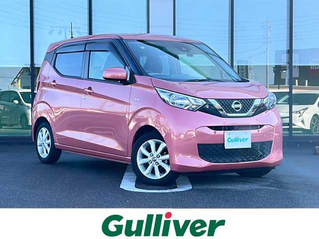 日産 デイズ X 岐阜県 2020(令2)年 3.5万km ブロッサムピンクメタリック 登録時走行距離34588km/純正7インチナビ/プッシュスタート/スマートキー/取扱説明書/Bluetooth/バックモニター/フルセグ/ベンチシート/社外フロアマット/オートライト/コーナーセンサー前後/ハロゲンライト/衝突軽減システム/アイドリングストップ/純正アルミホイール/ベンチシート/社外前方ドラレコ/両側スライドドア/CD/CDチェンジャー