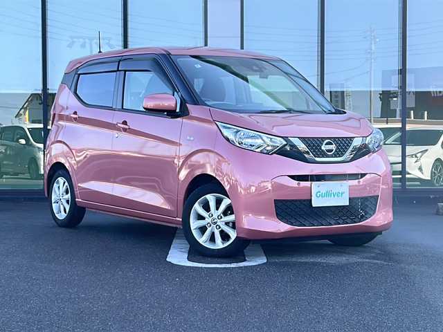 日産 デイズ X 岐阜県 2020(令2)年 3.5万km ブロッサムピンクメタリック 登録時走行距離34588km/純正7インチナビ/プッシュスタート/スマートキー/取扱説明書/Bluetooth/バックモニター/フルセグ/ベンチシート/社外フロアマット/オートライト/コーナーセンサー前後/ハロゲンライト/衝突軽減システム/アイドリングストップ/純正アルミホイール/ベンチシート/社外前方ドラレコ/両側スライドドア/CD/CDチェンジャー