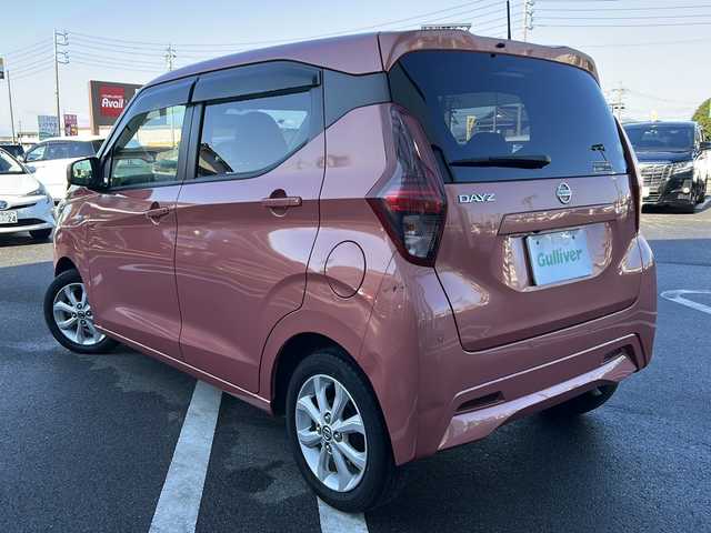 日産 デイズ X 岐阜県 2020(令2)年 3.5万km ブロッサムピンクメタリック 登録時走行距離34588km/純正7インチナビ/プッシュスタート/スマートキー/取扱説明書/Bluetooth/バックモニター/フルセグ/ベンチシート/社外フロアマット/オートライト/コーナーセンサー前後/ハロゲンライト/衝突軽減システム/アイドリングストップ/純正アルミホイール/ベンチシート/社外前方ドラレコ/両側スライドドア/CD/CDチェンジャー