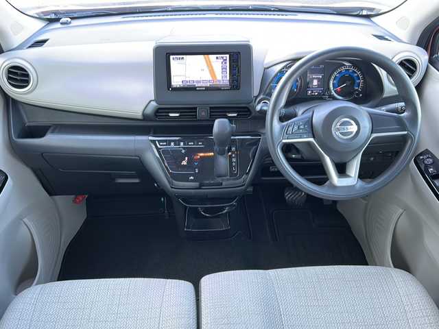 日産 デイズ X 岐阜県 2020(令2)年 3.5万km ブロッサムピンクメタリック 登録時走行距離34588km/純正7インチナビ/プッシュスタート/スマートキー/取扱説明書/Bluetooth/バックモニター/フルセグ/ベンチシート/社外フロアマット/オートライト/コーナーセンサー前後/ハロゲンライト/衝突軽減システム/アイドリングストップ/純正アルミホイール/ベンチシート/社外前方ドラレコ/両側スライドドア/CD/CDチェンジャー