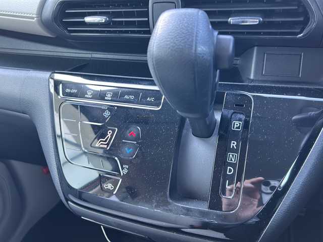 日産 デイズ X 岐阜県 2020(令2)年 3.5万km ブロッサムピンクメタリック 登録時走行距離34588km/純正7インチナビ/プッシュスタート/スマートキー/取扱説明書/Bluetooth/バックモニター/フルセグ/ベンチシート/社外フロアマット/オートライト/コーナーセンサー前後/ハロゲンライト/衝突軽減システム/アイドリングストップ/純正アルミホイール/ベンチシート/社外前方ドラレコ/両側スライドドア/CD/CDチェンジャー