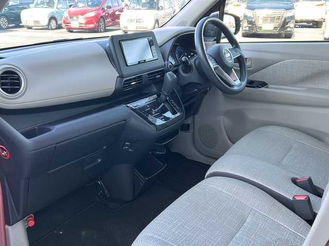 日産 デイズ X 岐阜県 2020(令2)年 3.5万km ブロッサムピンクメタリック 登録時走行距離34588km/純正7インチナビ/プッシュスタート/スマートキー/取扱説明書/Bluetooth/バックモニター/フルセグ/ベンチシート/社外フロアマット/オートライト/コーナーセンサー前後/ハロゲンライト/衝突軽減システム/アイドリングストップ/純正アルミホイール/ベンチシート/社外前方ドラレコ/両側スライドドア/CD/CDチェンジャー