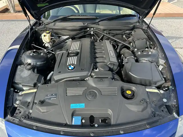 ＢＭＷ Ｚ４ クーペ 3．0si 滋賀県 2007(平19)年 3.2万km 青 純正ナビ/（FM/AM/CD）/ETC/運転席・助手席シートヒーター/電動格納ミラー/ステアリングスイッチ/パドルシフト/クルーズコントロール/オートライト/キセノンライト/フロントフォグ/リアフォグ/フルオートエアコン/純正フロアマット/リモコンキー/ホイールロックナット付き