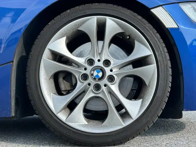 ＢＭＷ Ｚ４ クーペ 3．0si 滋賀県 2007(平19)年 3.2万km 青 純正ナビ/（FM/AM/CD）/ETC/運転席・助手席シートヒーター/電動格納ミラー/ステアリングスイッチ/パドルシフト/クルーズコントロール/オートライト/キセノンライト/フロントフォグ/リアフォグ/フルオートエアコン/純正フロアマット/リモコンキー/ホイールロックナット付き