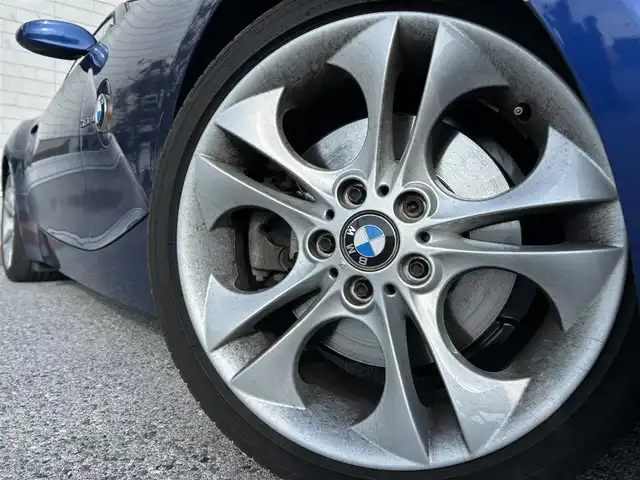 ＢＭＷ Ｚ４ クーペ 3．0si 滋賀県 2007(平19)年 3.2万km 青 純正ナビ/（FM/AM/CD）/ETC/運転席・助手席シートヒーター/電動格納ミラー/ステアリングスイッチ/パドルシフト/クルーズコントロール/オートライト/キセノンライト/フロントフォグ/リアフォグ/フルオートエアコン/純正フロアマット/リモコンキー/ホイールロックナット付き