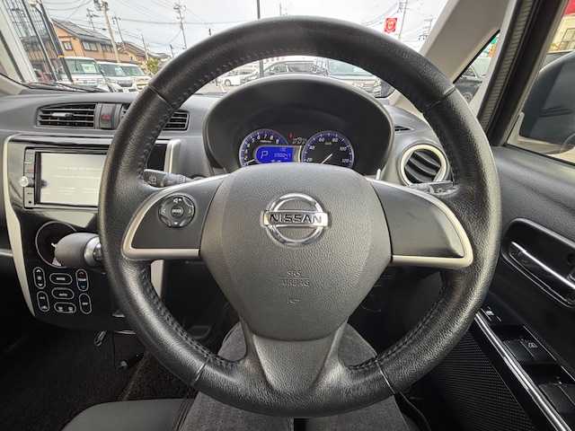 日産 デイズ ハイウェイスターX 宮城県 2016(平28)年 9万km プレミアムパープルP 登録時走行距離90047km/純正SDナビ/プッシュスタート/パワーステアリング/パワーウィンドウ/ドライブレコーダー/ステアリングリモコン/アイドリングストップ/電動格納ミラー/横滑り防止装置/衝突軽減ブレーキ/ABS/LEDライト/ドアバイザー/純正フロアマット