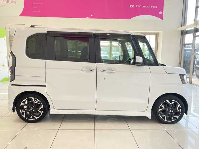 ホンダ Ｎ ＢＯＸ カスタム G L ターボ ホンダセンシング 埼玉県 2018(平30)年 6.4万km プラチナホワイトパール ホンダセンシング/純正ディスプレイオーディオ/　　CD/BT/ワンセグTV/バックカメラ/両側パワースライドドア/アダプティブクルーズコントロール/ハーフレザーシート/LEDオートライト/純正15インチAW/パドルシフト/ステアリングスイッチ/プッシュスタート/ETC/スペアキー×1/禁煙車