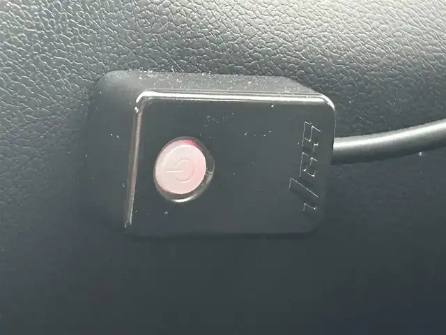 レクサス ＮＸ 300h Fスポーツ 岡山県 2018(平30)年 8.8万km ホワイトノーヴァガラスフレーク 登録時走行距離87326km/純正10.3インチナビ/（AM/FM/CD/DVD/BT/TV）/バックカメラ/黒革シート/D/N席シートヒーター/D/N席ベンチレーション/D/N席パワーシート/ステアリングヒーター/パワーバックドア/レクサスセーフティシステム/・ブラインドスポットモニター/・レーンディパーチャアラート/・オートマチックハイビーム/・アダプティブクルーズコントロール/・クリアランスソナー/・プリクラッシュセーフティ/ビルトインETC2.0/電子パーキングアシスト/メモリーシート/パドルシフト/ドライブレコーダー/3眼LEDヘッドライト/純正18インチアルミホイール/保証書/取説/カードキー