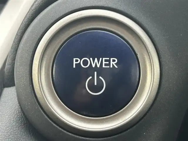 レクサス ＮＸ 300h Fスポーツ 岡山県 2018(平30)年 8.8万km ホワイトノーヴァガラスフレーク 登録時走行距離87326km/純正10.3インチナビ/（AM/FM/CD/DVD/BT/TV）/バックカメラ/黒革シート/D/N席シートヒーター/D/N席ベンチレーション/D/N席パワーシート/ステアリングヒーター/パワーバックドア/レクサスセーフティシステム/・ブラインドスポットモニター/・レーンディパーチャアラート/・オートマチックハイビーム/・アダプティブクルーズコントロール/・クリアランスソナー/・プリクラッシュセーフティ/ビルトインETC2.0/電子パーキングアシスト/メモリーシート/パドルシフト/ドライブレコーダー/3眼LEDヘッドライト/純正18インチアルミホイール/保証書/取説/カードキー