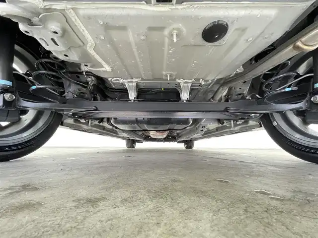 三菱 デリカミニ T プレミアム 千葉県 2023(令5)年 0.5万km ナチュラルアイボリーメタリック 禁煙車/社外ナビ/・CN-HE02WD/・CD/DVD/BT/フルセグ/全方位カメラ/マイパイロット（MI-PILOT）/両側パワースライドドア/レーダークルーズコントロール/デジタルインナールームミラー/ハーフレザーシート/前席シートヒーター/ステアリングヒーター/LEDヘッドライト/オートライト/オートハイビーム/フォグライト/電動パーキングブレーキ/オートホールド/ルーフレール/パドルシフト