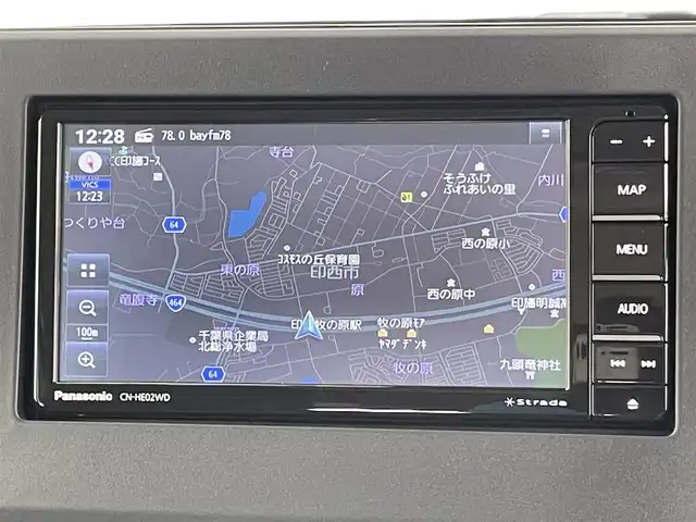 三菱 デリカミニ T プレミアム 千葉県 2023(令5)年 0.5万km ナチュラルアイボリーメタリック 禁煙車/社外ナビ/・CN-HE02WD/・CD/DVD/BT/フルセグ/全方位カメラ/マイパイロット（MI-PILOT）/両側パワースライドドア/レーダークルーズコントロール/デジタルインナールームミラー/ハーフレザーシート/前席シートヒーター/ステアリングヒーター/LEDヘッドライト/オートライト/オートハイビーム/フォグライト/電動パーキングブレーキ/オートホールド/ルーフレール/パドルシフト