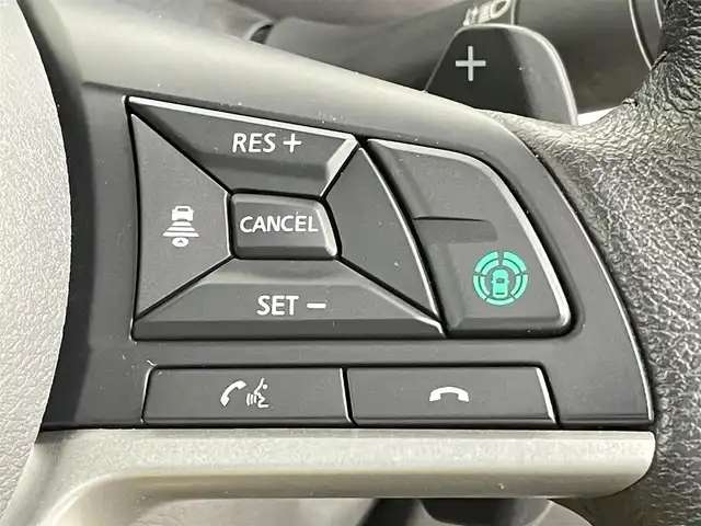 三菱 デリカミニ T プレミアム 千葉県 2023(令5)年 0.5万km ナチュラルアイボリーメタリック 禁煙車/社外ナビ/・CN-HE02WD/・CD/DVD/BT/フルセグ/全方位カメラ/マイパイロット（MI-PILOT）/両側パワースライドドア/レーダークルーズコントロール/デジタルインナールームミラー/ハーフレザーシート/前席シートヒーター/ステアリングヒーター/LEDヘッドライト/オートライト/オートハイビーム/フォグライト/電動パーキングブレーキ/オートホールド/ルーフレール/パドルシフト