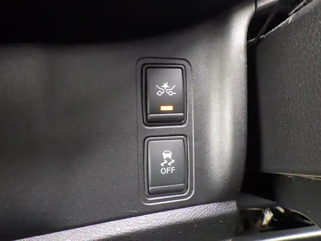 日産 セレナ ハイウェイスター Vセレクション 千葉県 2018(平30)年 4.5万km ダイヤモンドブラック エマージェンシーブレーキ/クルーズコントロール/ハンズフリー両側パワースライドドア/9インチ純正SDナビ/地デジTV/【BD/DVD/CD再生機能】/アラウンドビューモニター/ドライブレコーダー（DJ4-D）/革巻きステアリング/ステアリングスイッチ/ETC/LEDヘッドライト/フォグライト/ウインカーミラー/コーナーセンサー/純正16インチアルミホイル/サイド/カーテンエアバッグ/インテリジェントキー