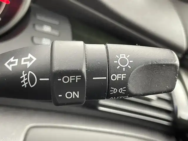 ホンダ レジェンド ユーロ L 富山県 2008(平20)年 10.3万km クリスタルブラックパール 4WD/純正ナビ（AM/FM/CD/HDD/USB）/ワンセグTV/バックカメラ/クルーズコントロール/コーナーセンサー前後/寒冷地仕様/レザーシート/メモリ付きシート/前席パワーシート/全席シートヒーター/前席エアシート/社外１９インチAW/HIDヘッドライト/ETC/パドルシフト/オートライト/後席サンシェード
