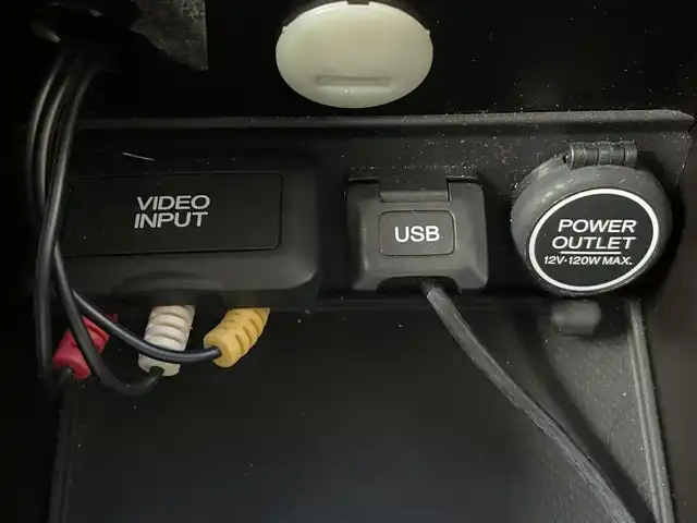 ホンダ レジェンド ユーロ L 富山県 2008(平20)年 10.3万km クリスタルブラックパール 4WD/純正ナビ（AM/FM/CD/HDD/USB）/ワンセグTV/バックカメラ/クルーズコントロール/コーナーセンサー前後/寒冷地仕様/レザーシート/メモリ付きシート/前席パワーシート/全席シートヒーター/前席エアシート/社外１９インチAW/HIDヘッドライト/ETC/パドルシフト/オートライト/後席サンシェード