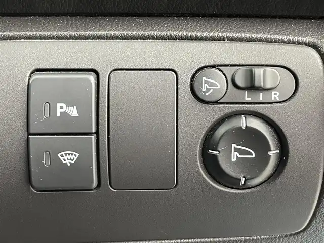 ホンダ レジェンド ユーロ L 富山県 2008(平20)年 10.3万km クリスタルブラックパール 4WD/純正ナビ（AM/FM/CD/HDD/USB）/ワンセグTV/バックカメラ/クルーズコントロール/コーナーセンサー前後/寒冷地仕様/レザーシート/メモリ付きシート/前席パワーシート/全席シートヒーター/前席エアシート/社外１９インチAW/HIDヘッドライト/ETC/パドルシフト/オートライト/後席サンシェード