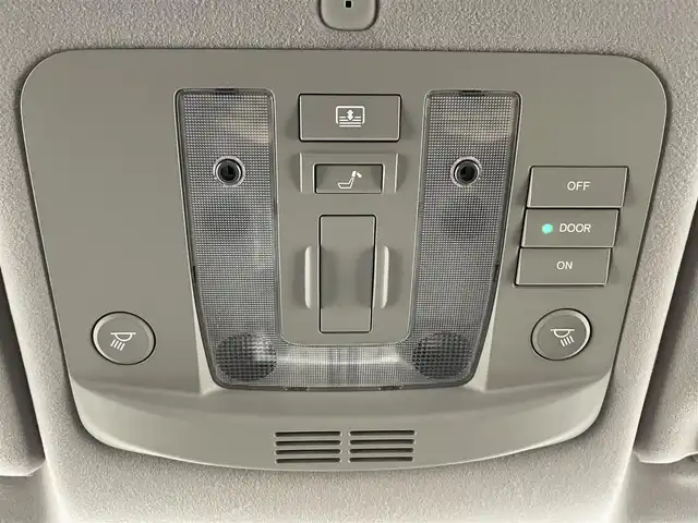 ホンダ レジェンド ユーロ L 富山県 2008(平20)年 10.3万km クリスタルブラックパール 4WD/純正ナビ（AM/FM/CD/HDD/USB）/ワンセグTV/バックカメラ/クルーズコントロール/コーナーセンサー前後/寒冷地仕様/レザーシート/メモリ付きシート/前席パワーシート/全席シートヒーター/前席エアシート/社外１９インチAW/HIDヘッドライト/ETC/パドルシフト/オートライト/後席サンシェード