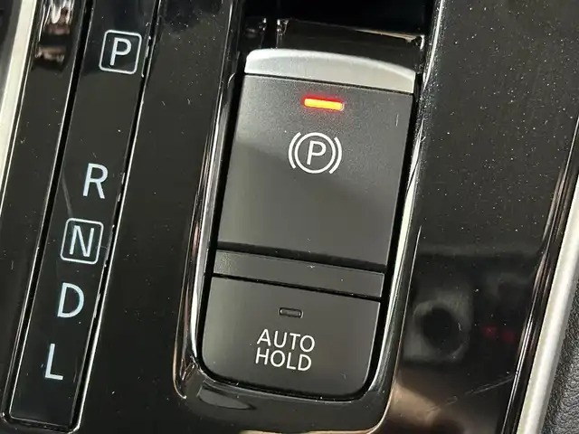 日産 セレナ ハイウェイスター G 大阪府 2020(令2)年 3万km ダイヤモンドブラック プロパイロット 純正ナビ(フルセグ/DVD再生/Blu-ray/Bluetooth) 360カメラ ETC デジタルインナーミラー 衝突軽減 BSM パークアシスト 革シート 前後ドラレコ