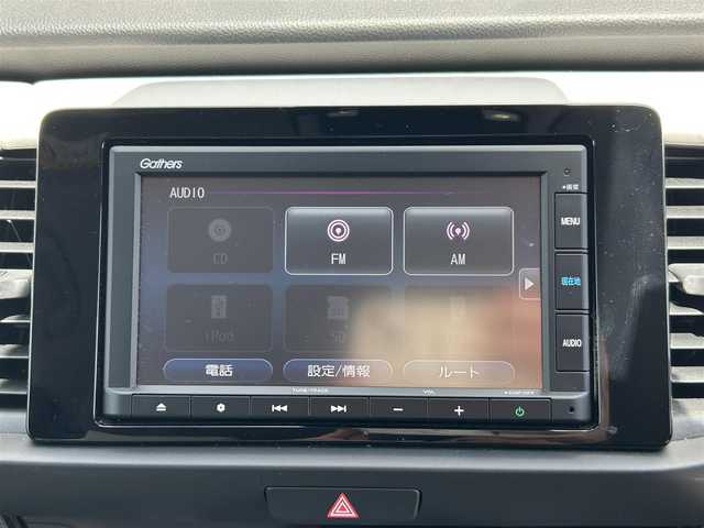 ホンダ フィット e:HEVホーム 群馬県 2023(令5)年 3.8万km プラチナホワイトパール ワンオーナー/純正SDナビ（）/ホンダセンシング/・パーキングサポートブレーキ/・急アクセル抑制機能/・ブラインドスポットインフォメーション/・トラフィックジャムアシスト/・衝突軽減ブレーキ/・先行車発進お知らせ機能/・歩行者事故低減ステアリング/・路外逸脱抑制機能/・標識認識機能/・アダプティブクルーズコントロール/・オートハイビーム/ライトレベライザー/電動格納ミラー/革巻きステアリング