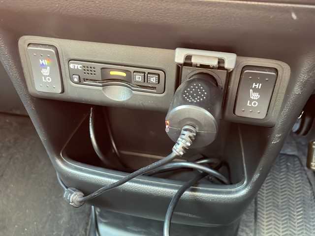ホンダ Ｎ ＢＯＸ G SSパッケージ 新潟県 2017(平29)年 4.2万km プレミアムディープモカパール HDDナビ/フルセグテレビ/バックカメラ/デジタルインナーミラー/プッシュスタート/両側パワースライドドア/シートヒーター/ビルトインETC/ステアリングスイッチ/ドアバイザー/電格ミラー