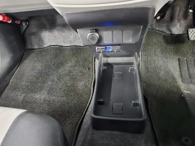 ダイハツ ミラ イース X リミテッド SAⅢ 鹿児島県 2021(令3)年 1.8万km プラムブラウンクリスタルマイカ 〇社外ナビ/〇フルセグTV/〇バックカメラ/〇ドライブレコーダー/〇ETC/〇スマートアシスト３/〇衝突回避支援ブレーキ機能/〇衝突警報機能（対車両・歩行者）/〇車線逸脱警報機能/〇コーナーセンサー（フロント・リア）/〇LEDヘッドランプ/〇オートライト/〇パワーウィンドウ/〇ダイヤル式マニュアルエアコン/〇純正14インチフルホイールキャップ/〇リモコンキー/〇禁煙車