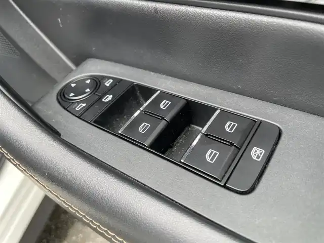 マツダ ＣＸ－６０ XD Lパッケージ 石川県 2023(令5)年 3.5万km ロジウムホワイトプレミアムメタリック ディーゼルターボ/純正ナビ/フルセグTV/全方位モニター/パワーバックドア/LEDヘッドライト/ETC/レザーシート/シートヒーター/ハンドルヒーター/レーダークルーズ/衝突軽減ブレーキ/純正アルミホイール/スマートキー/ワイヤレス充電/スペアキー