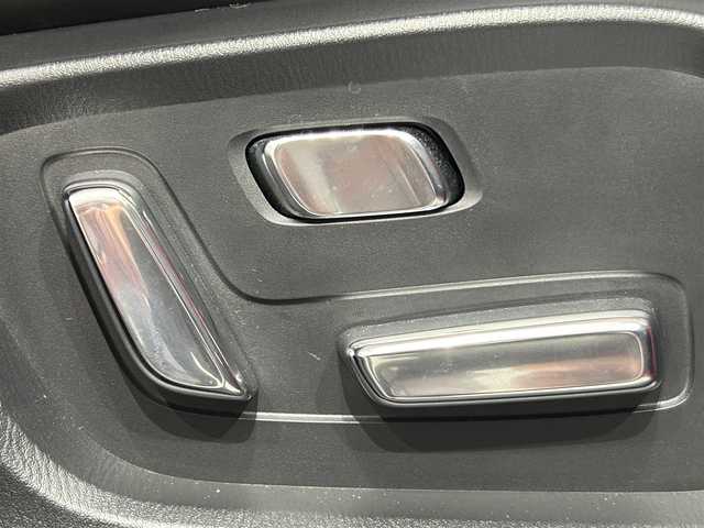 マツダ ＣＸ－５ XD エクスクルーシブモード 愛知県 2022(令4)年 1.9万km ソウルレッドクリスタルM 純正１０．２５インチナビ　/（Bluetooth/フルセグTV/CarPlay/USB/FM/AM)/ＢＯＳＥサウンド　/３６０°ビューモニター　/レーダークルーズコントロール　/衝突軽減ブレーキ/ワイヤレス充電　/シートヒーター　/ＥＴＣ　/電動バックドア　/メモリー機能付パワーシート　/パドルシフト　/ステアリングヒーター/ブラインドスポットモニター/車線逸脱警報/コーナーセンサー/黒革シート
