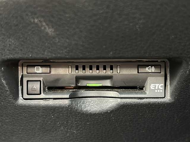 トヨタ Ｃ－ＨＲ G 千葉県 2017(平29)年 5.9万km メタルストリームM ナビＮＳＺＴ－Ｙ６６Ｔ　バックカメラ　ＴＶ　ＣＤ　Ｂｔ　ＥＴＣ　前後ドラレコ　追従型クルーズコントロール　ハーフレザー　シートヒーター　マット　前後コーナーセンサー　純正１８インチＡＷ　ＬＥＤライト
