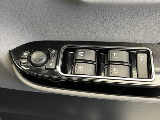 ダイハツ タント カスタム RS 長野県 2019(令1)年 2.8万km ブラックマイカメタリック/シャイニングホワイトパール 純正ナビ（TV/FM/AM/BT)/プッシュスタート/前後ドライブレコーダー/両側パワースライドドア/アイドリングストップ/スマートキー/バックカメラ/LEDヘッドライト/ステアリングスイッチ/電格ミラー/ウィンカーミラー/純正アルミホイール