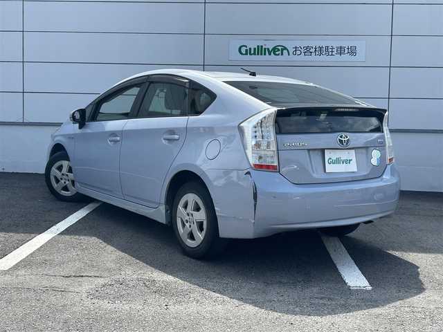 トヨタ プリウス L 長崎県 2010(平22)年 5.2万km アイスバーグシルバーマイカメタリック 純正CD/アイドリングストップ/プッシュスタート/電動格納ミラー/オートライト/純正フロアマット/ABS/スマートキー