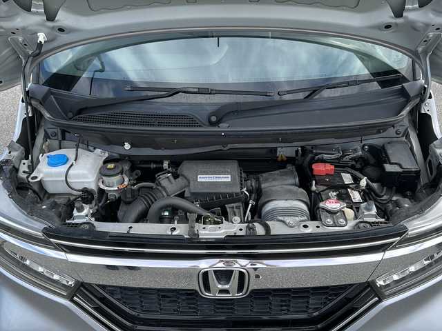 ホンダ Ｎ ＢＯＸ 富山県 2019(平31)年 4.4万km シャイニンググレーM 禁煙車/４ＷＤ/社外ナビ/ホンダセンシング/フルセグＴＶ/バックカメラ/ＢｌｕｅＴｏｏｔｈ・ＣＤ・ＤＶＤ/両側パワースライドドア/レーダークルーズコントロール/レーンキープアシスト/衝突軽減ブレーキ/コーナーセンサー/社外フロアマット/社外アルミホイール/シートヒーター/USB入力端子/オートライト/LEDヘッドライト/電動格納ミラー/カーテンエアバッグ/ＥＴＣ/保証書・記録簿