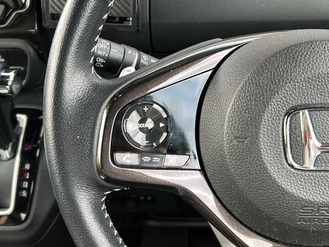 ホンダ Ｎ ＢＯＸ 富山県 2019(平31)年 4.4万km シャイニンググレーM 禁煙車/４ＷＤ/社外ナビ/ホンダセンシング/フルセグＴＶ/バックカメラ/ＢｌｕｅＴｏｏｔｈ・ＣＤ・ＤＶＤ/両側パワースライドドア/レーダークルーズコントロール/レーンキープアシスト/衝突軽減ブレーキ/コーナーセンサー/社外フロアマット/社外アルミホイール/シートヒーター/USB入力端子/オートライト/LEDヘッドライト/電動格納ミラー/カーテンエアバッグ/ＥＴＣ/保証書・記録簿