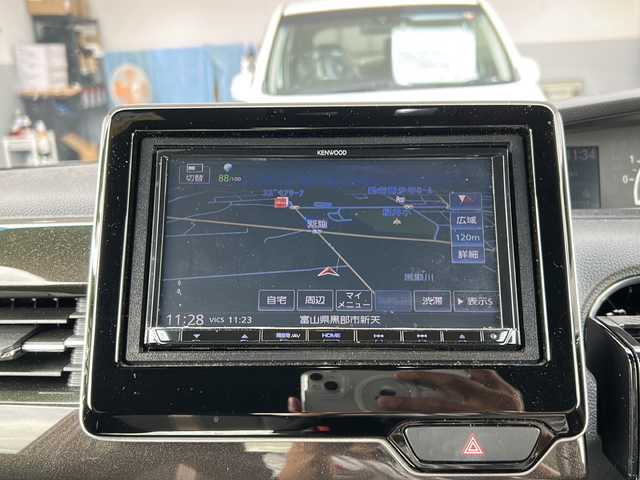 ホンダ Ｎ ＢＯＸ 富山県 2019(平31)年 4.4万km シャイニンググレーM 禁煙車/４ＷＤ/社外ナビ/ホンダセンシング/フルセグＴＶ/バックカメラ/ＢｌｕｅＴｏｏｔｈ・ＣＤ・ＤＶＤ/両側パワースライドドア/レーダークルーズコントロール/レーンキープアシスト/衝突軽減ブレーキ/コーナーセンサー/社外フロアマット/社外アルミホイール/シートヒーター/USB入力端子/オートライト/LEDヘッドライト/電動格納ミラー/カーテンエアバッグ/ＥＴＣ/保証書・記録簿