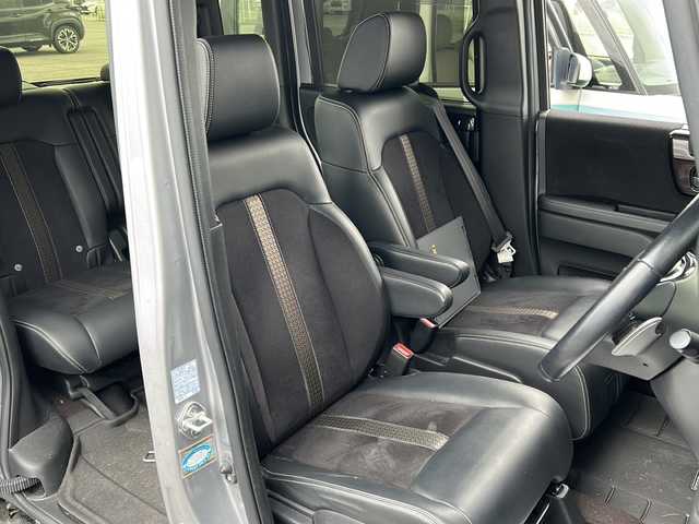 ホンダ Ｎ ＢＯＸ 富山県 2019(平31)年 4.4万km シャイニンググレーM 禁煙車/４ＷＤ/社外ナビ/ホンダセンシング/フルセグＴＶ/バックカメラ/ＢｌｕｅＴｏｏｔｈ・ＣＤ・ＤＶＤ/両側パワースライドドア/レーダークルーズコントロール/レーンキープアシスト/衝突軽減ブレーキ/コーナーセンサー/社外フロアマット/社外アルミホイール/シートヒーター/USB入力端子/オートライト/LEDヘッドライト/電動格納ミラー/カーテンエアバッグ/ＥＴＣ/保証書・記録簿