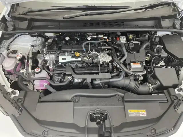 トヨタ プリウス Z 神奈川県 2025(令7)年 0.8万km プラチナホワイトパールマイカ 純正１２．３インチナビ/(AM/FM/フルセグ/MiraCast/USB/Bluetooth)/全方位カメラ/前席シートヒーター/前席シートクーラー/ドライブレコーダー/運転席パワーシート/ＥＴＣ２．０/パワーバックドア/ハンドルヒーター/デジタルインナーミラー/トヨタセーフティーセンス/非接触充電/電子パーキング/オートホールドブレーキ/プッシュスタート/スマートキー