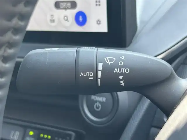 トヨタ プリウス Z 神奈川県 2025(令7)年 0.8万km プラチナホワイトパールマイカ 純正１２．３インチナビ/(AM/FM/フルセグ/MiraCast/USB/Bluetooth)/全方位カメラ/前席シートヒーター/前席シートクーラー/ドライブレコーダー/運転席パワーシート/ＥＴＣ２．０/パワーバックドア/ハンドルヒーター/デジタルインナーミラー/トヨタセーフティーセンス/非接触充電/電子パーキング/オートホールドブレーキ/プッシュスタート/スマートキー