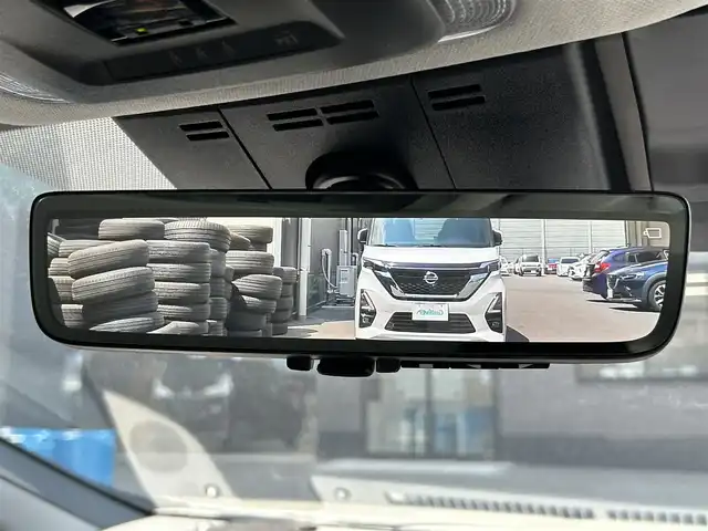 トヨタ プリウス Z 神奈川県 2025(令7)年 0.8万km プラチナホワイトパールマイカ 純正１２．３インチナビ/(AM/FM/フルセグ/MiraCast/USB/Bluetooth)/全方位カメラ/前席シートヒーター/前席シートクーラー/ドライブレコーダー/運転席パワーシート/ＥＴＣ２．０/パワーバックドア/ハンドルヒーター/デジタルインナーミラー/トヨタセーフティーセンス/非接触充電/電子パーキング/オートホールドブレーキ/プッシュスタート/スマートキー