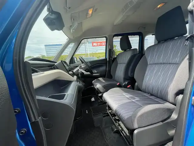 スズキ ソリオ HV MZ 大阪府 2021(令3)年 2.4万km スピーディーブルーM 全方位カメラ /パーキングアシスト /ETC /Bluetooth /追従走行型クルーズコントロール　/シートヒーター　/前後ドライブレコーダー　/純正フロアマット　/メモリーナビ　/純正ナビ　/フルセグテレビ　/プッシュスタート/両側パワースライドドア