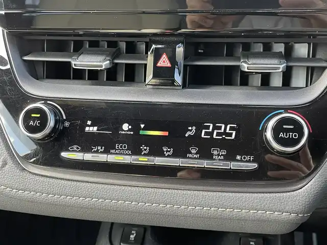 トヨタ カローラ ハイブリット ダブルバイビー 青森県 2020(令2)年 4.5万km ホワイトパールクリスタルシャイン ４WD/純正ディスプレイオーディオ/フルセグ/BT/ETC/ドライブレコーダー/ハンズフリー/ヘッドアップディスプレイ/クルーズコントロール/ブラインドスポットモニター/バックカメラ/ステアリングリモコン/トヨタセーフティセンス